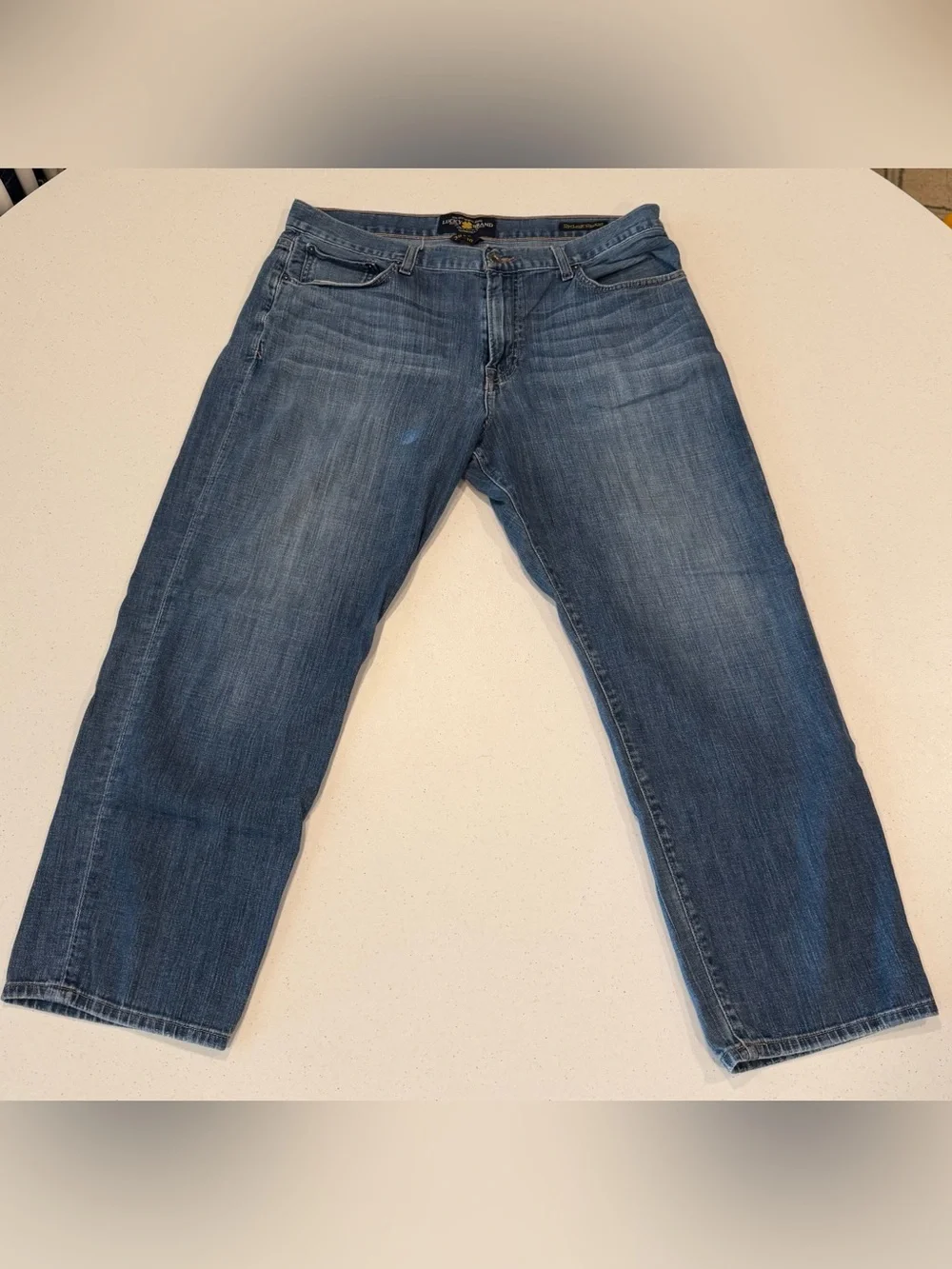 Lucky Brand 329 Classic Straight Jeans Mens 38x30 Blue Medium Wash Stretch Denim